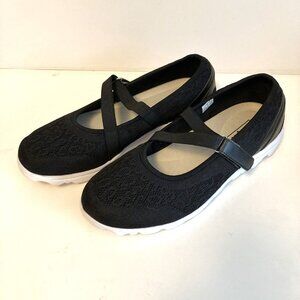 Propet Travel Black Walker Mary Jane Flats Size 9